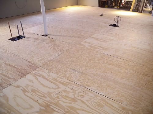 One of the many uses for plywood. --Photo by mtneer_man via Flickr