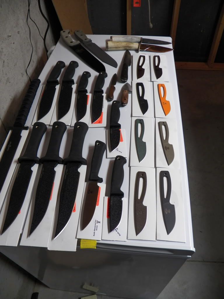 [Linked Image from i1069.photobucket.com]
