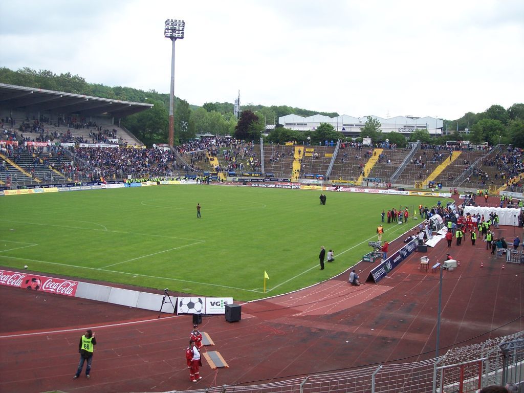 Ludwigsparkstadion_Saarbruumlcken_001_zp