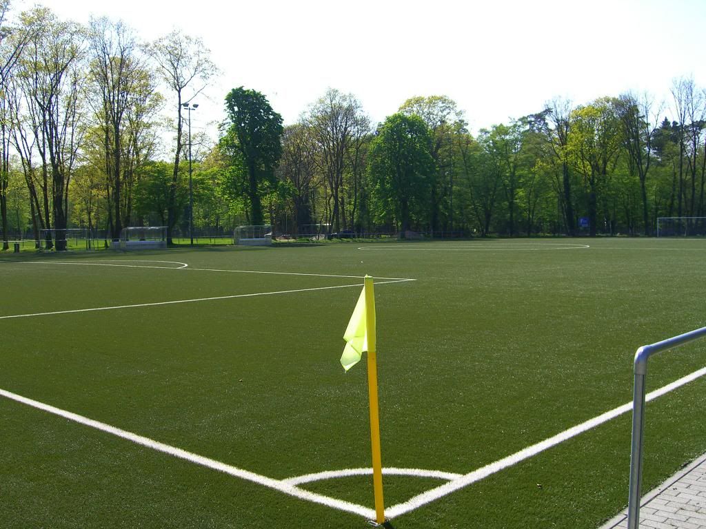 Wildparkstadion_Kunstrasenplatz_zpse8851
