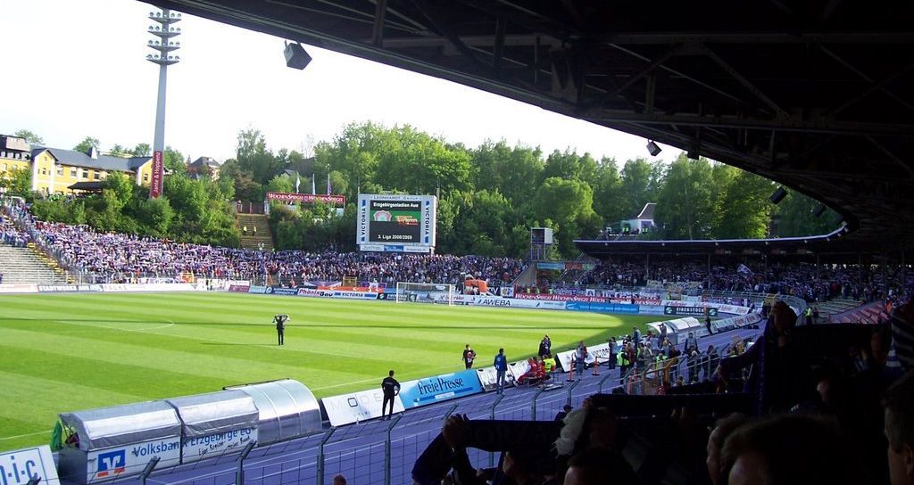 erzgebirgestadionAue_zps423e74ca.jpg