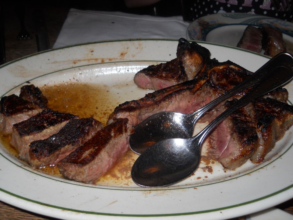 LugersNYCtourEdslobsterKanish003.jpg