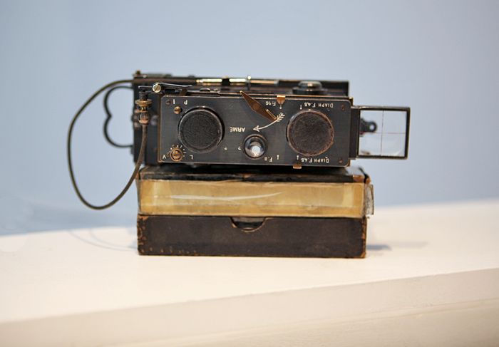 Vintage 3D camera, circa WWI photo world-war-1-camera_zps8cf9a73d.jpg